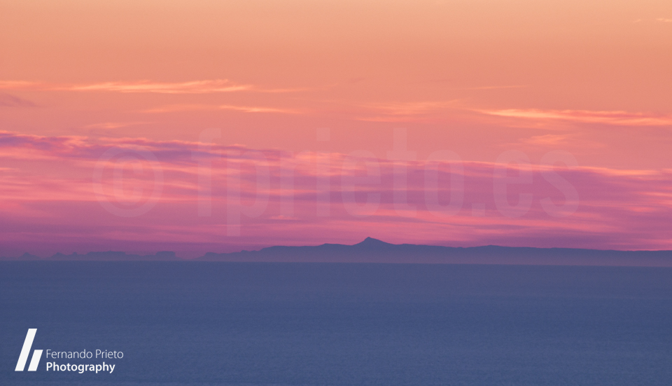 Las montañas de Alicante fotografiadas desde el Puig de Galatzó (Mallorca)
